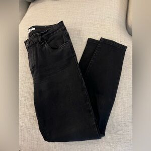 ☂️Black skinny pants